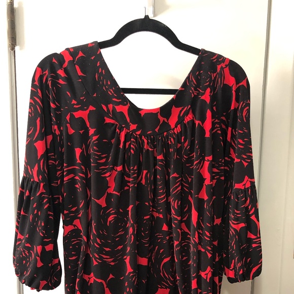 Tie bottom blouse - Picture 1 of 3